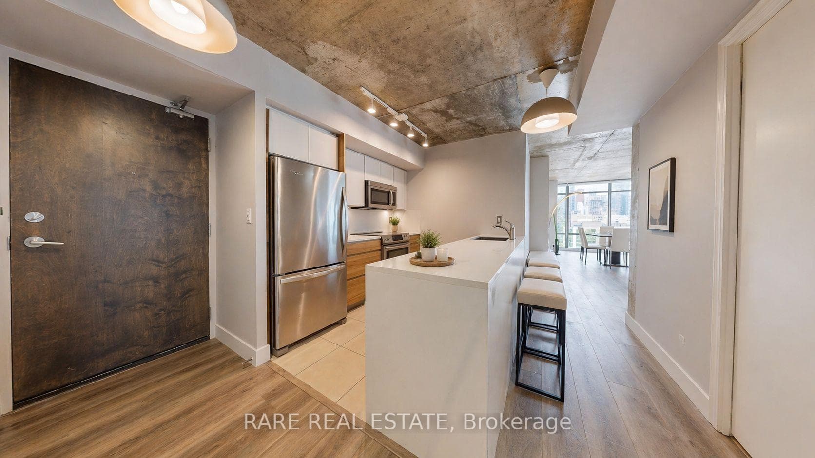 22 Wellesley Street Unit 1803 photo 2