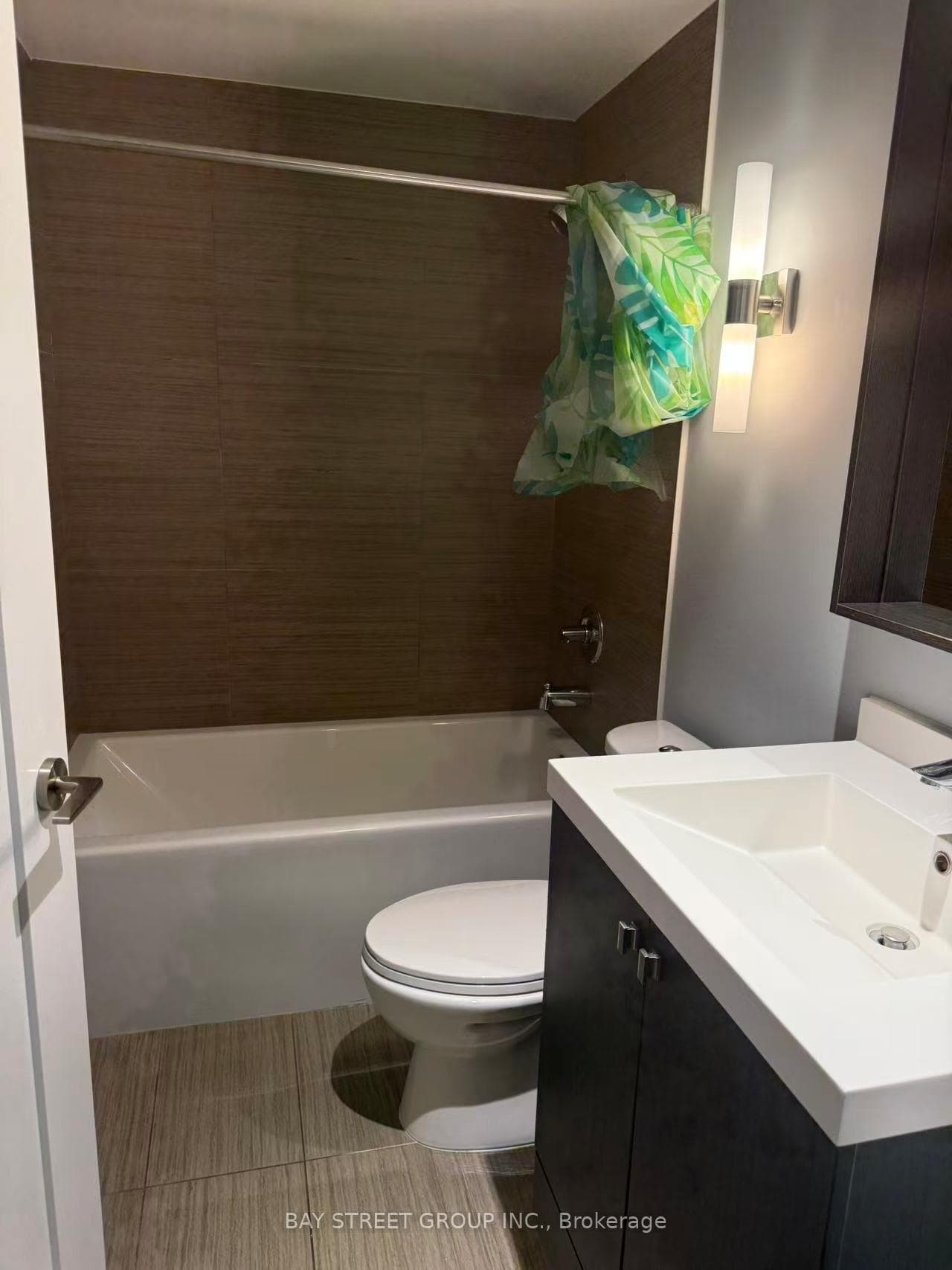 18 Graydon Hall Drive Unit 1503 photo 6