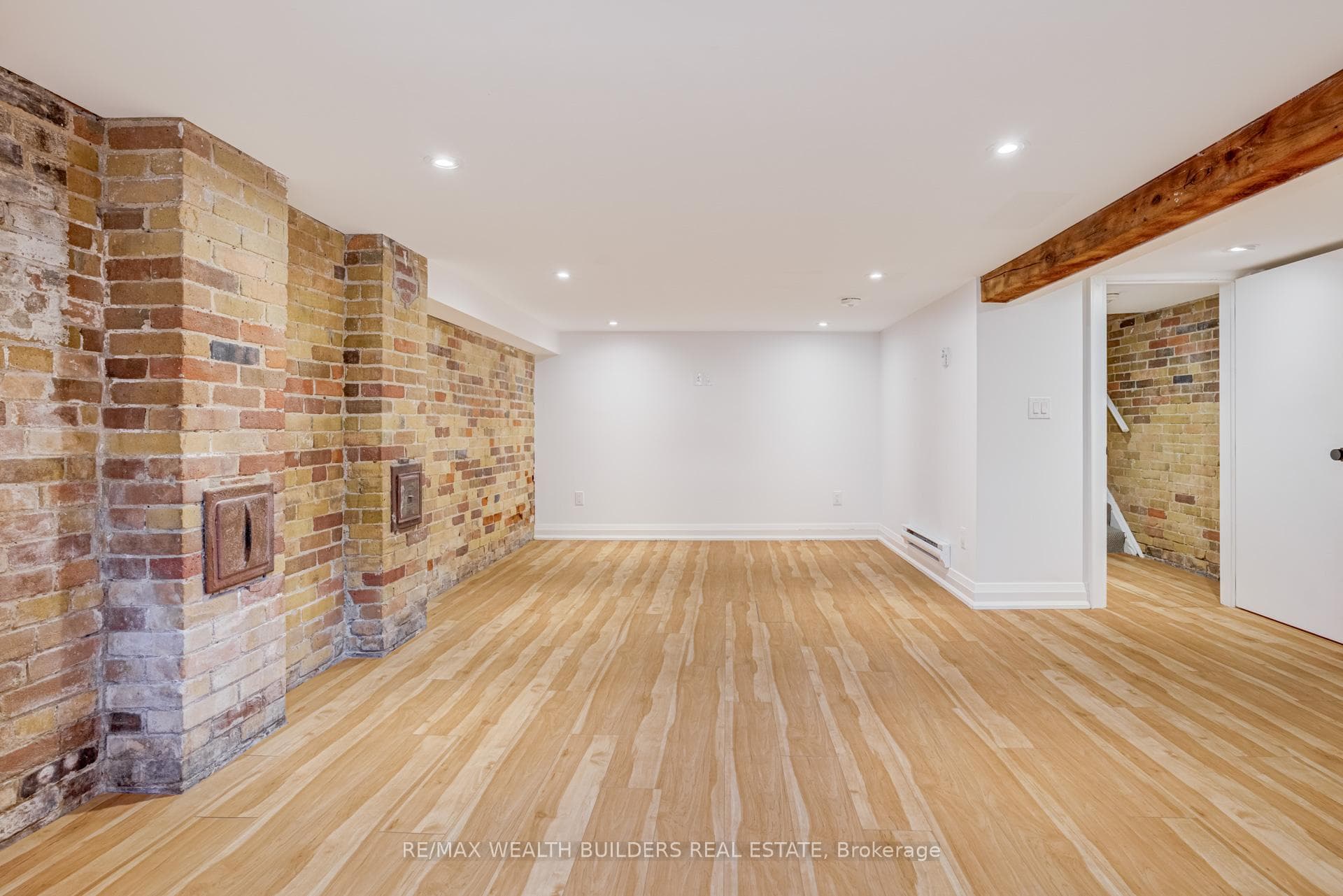 167 Broadview Avenue Unit 3 photo 12