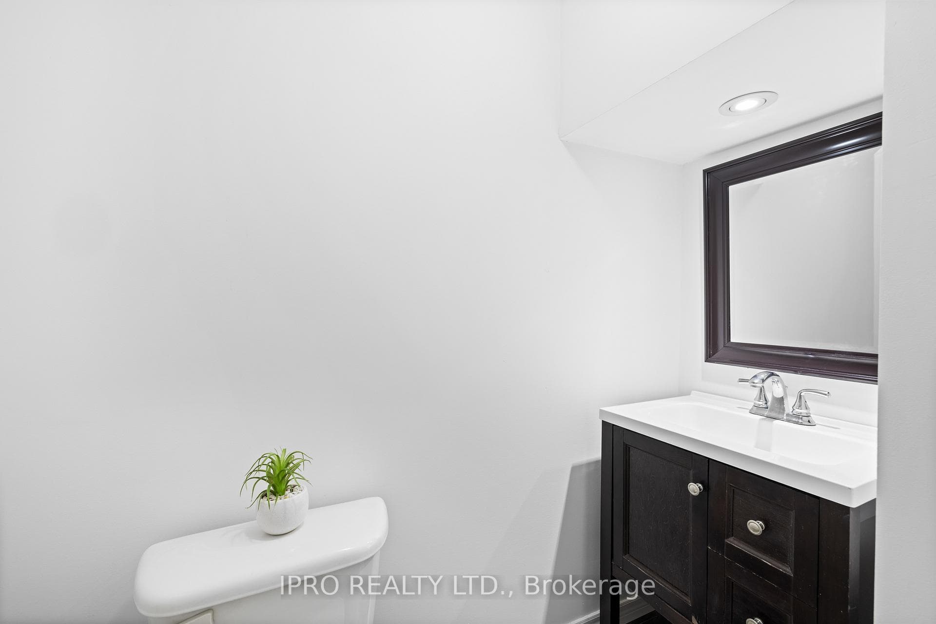 97 Gentile Circle photo 33