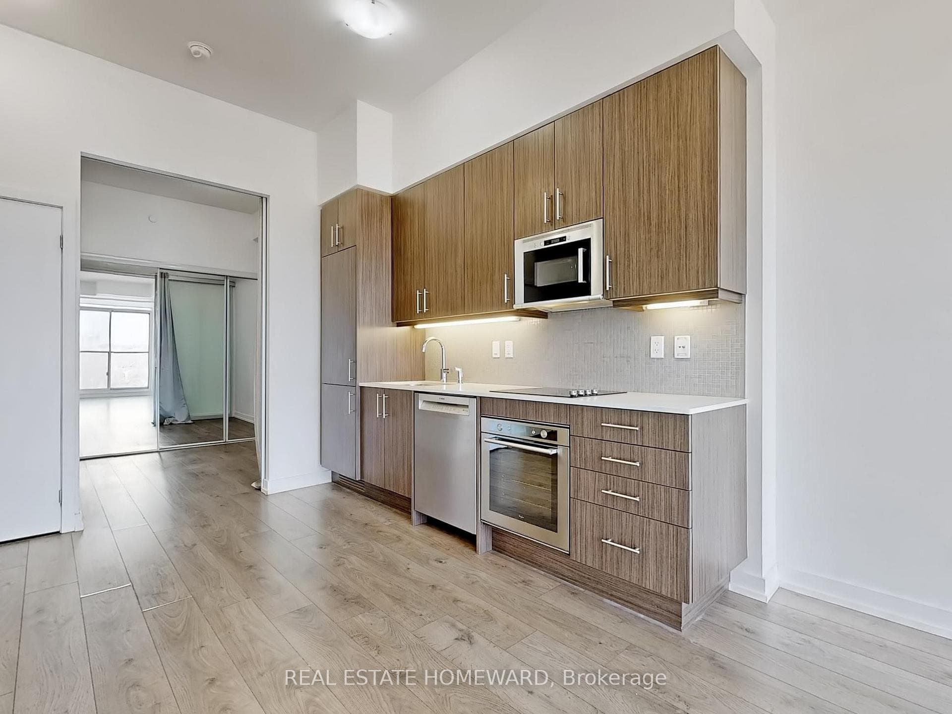 Sleek, modern kitchen with integrated Appliances