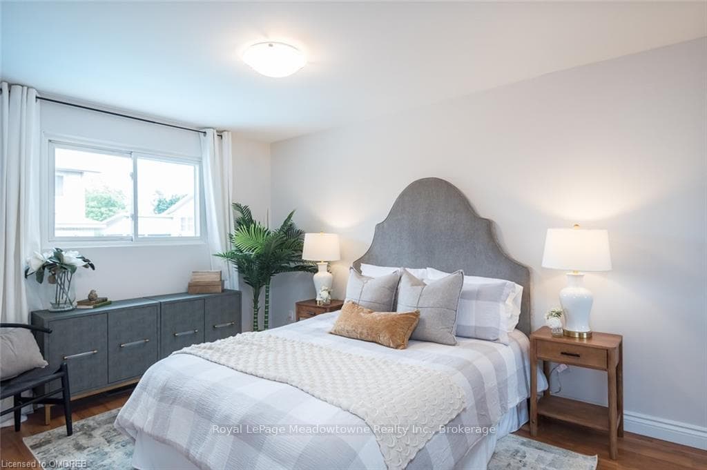 291 BASTEDO Court photo 18