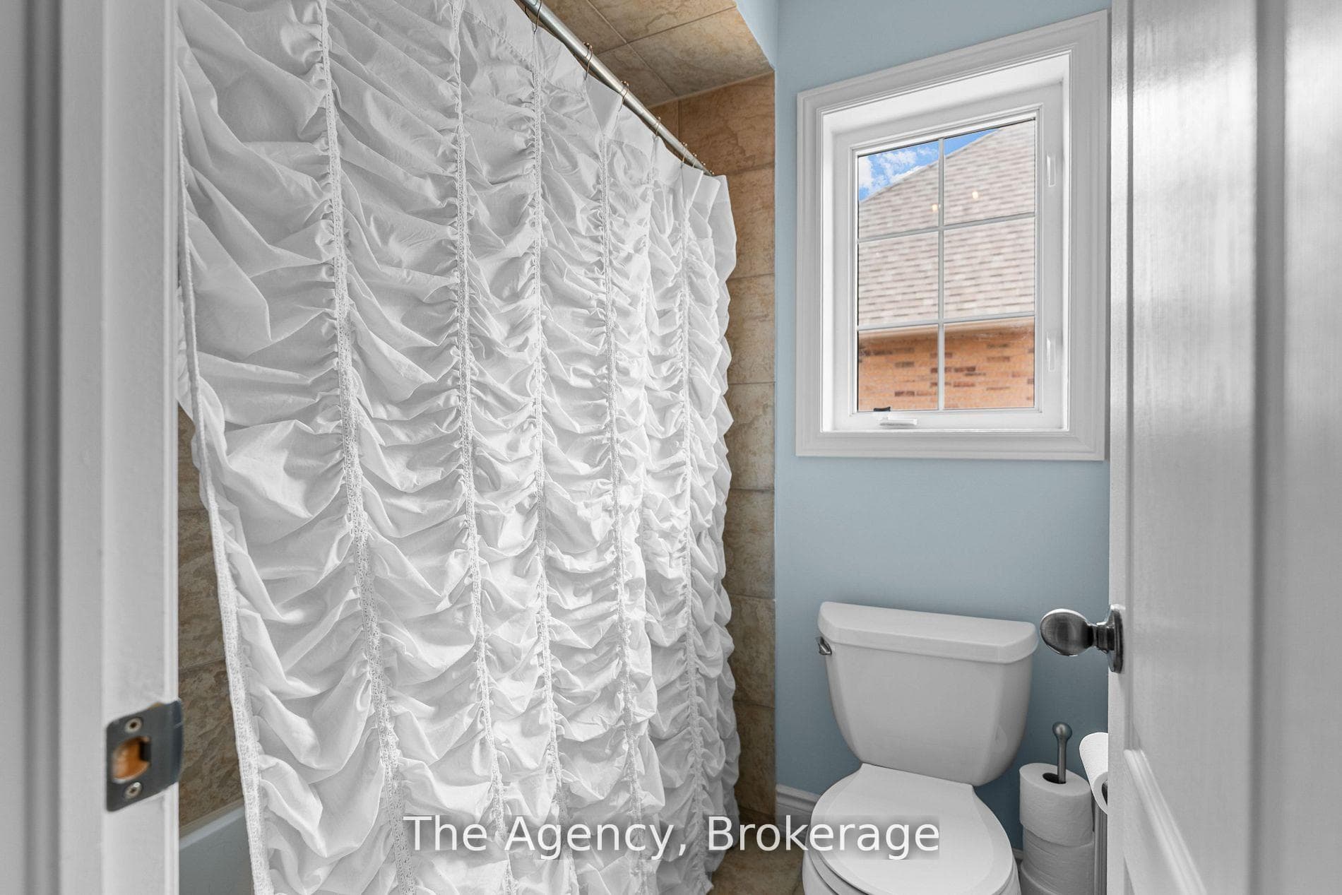 297 Fritillary Street photo 39