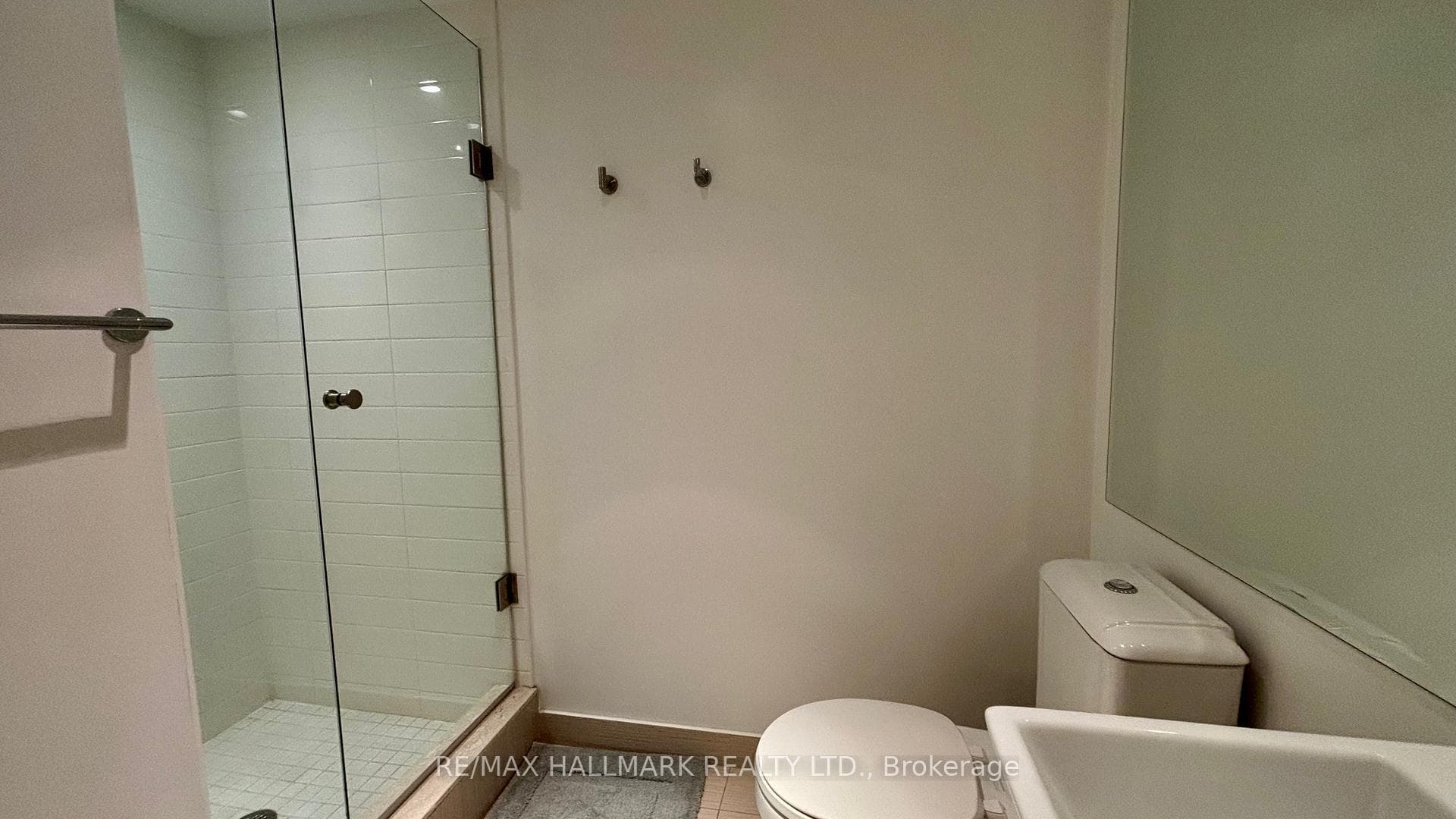 386 Yonge Street Unit 4603 photo 12