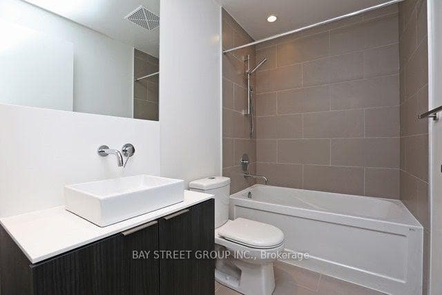159 Dundas Street Unit 1003 photo 5