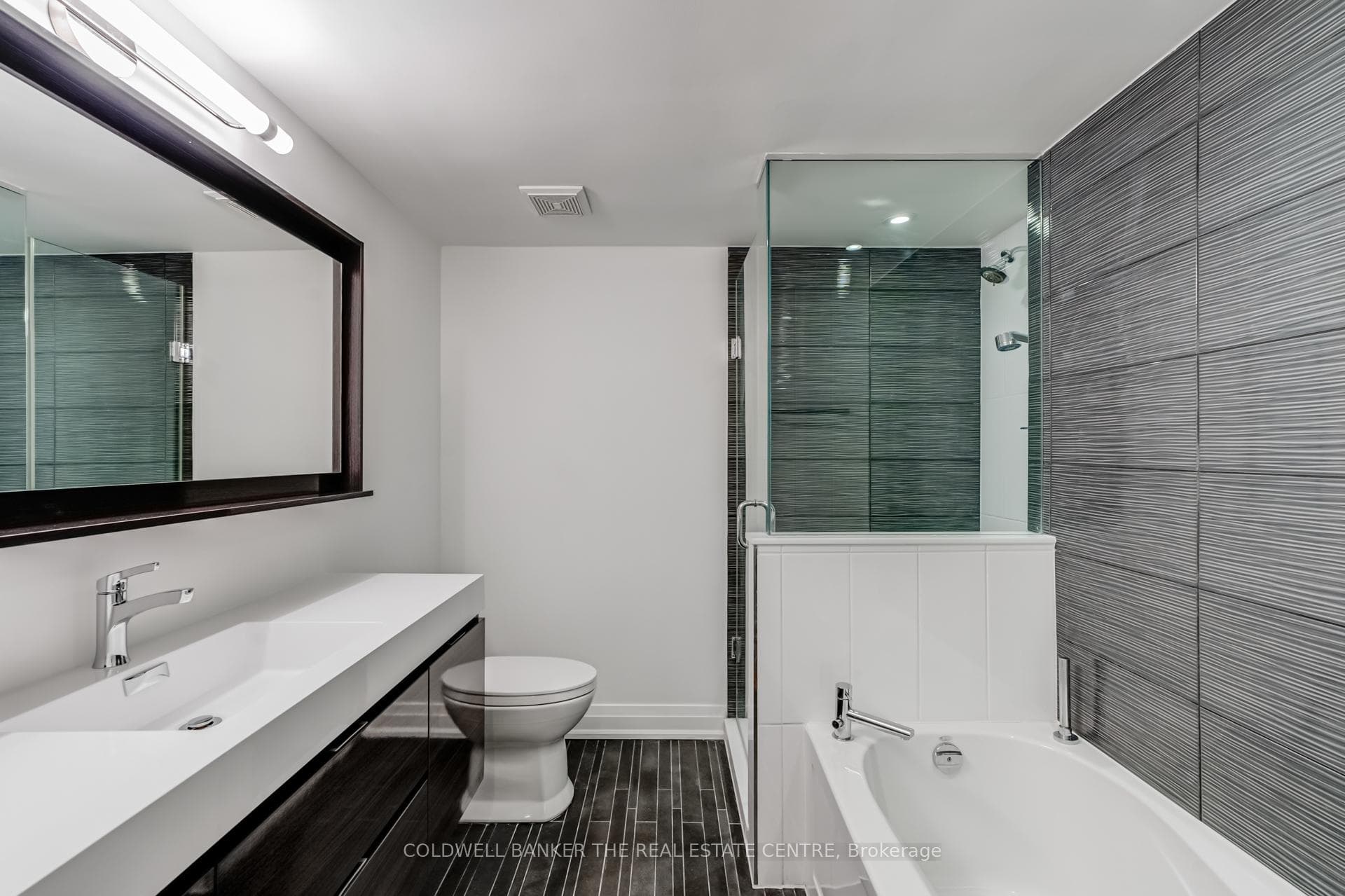 Spa-like washroom