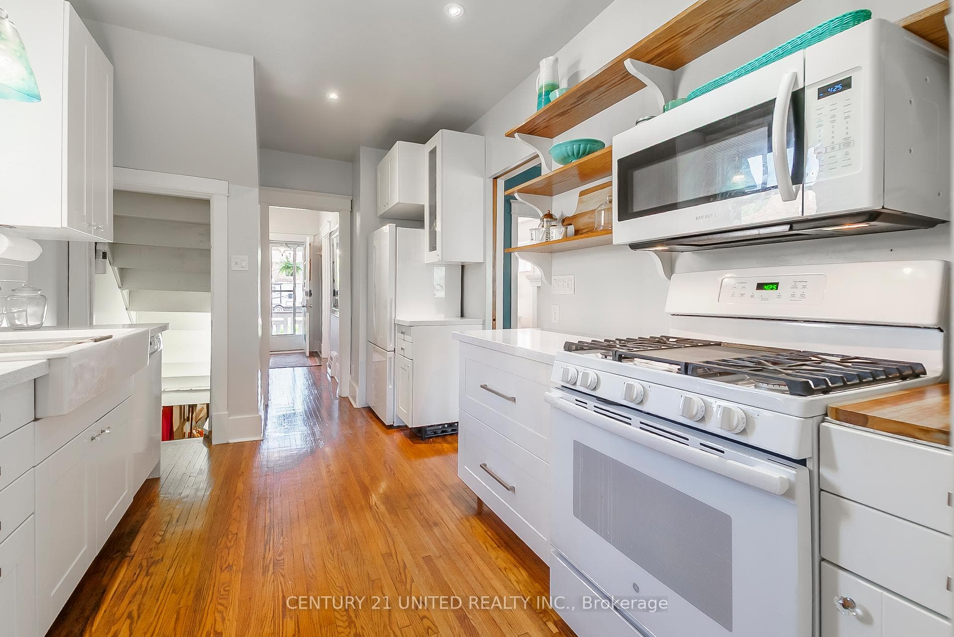 624 Charlotte Street photo 15