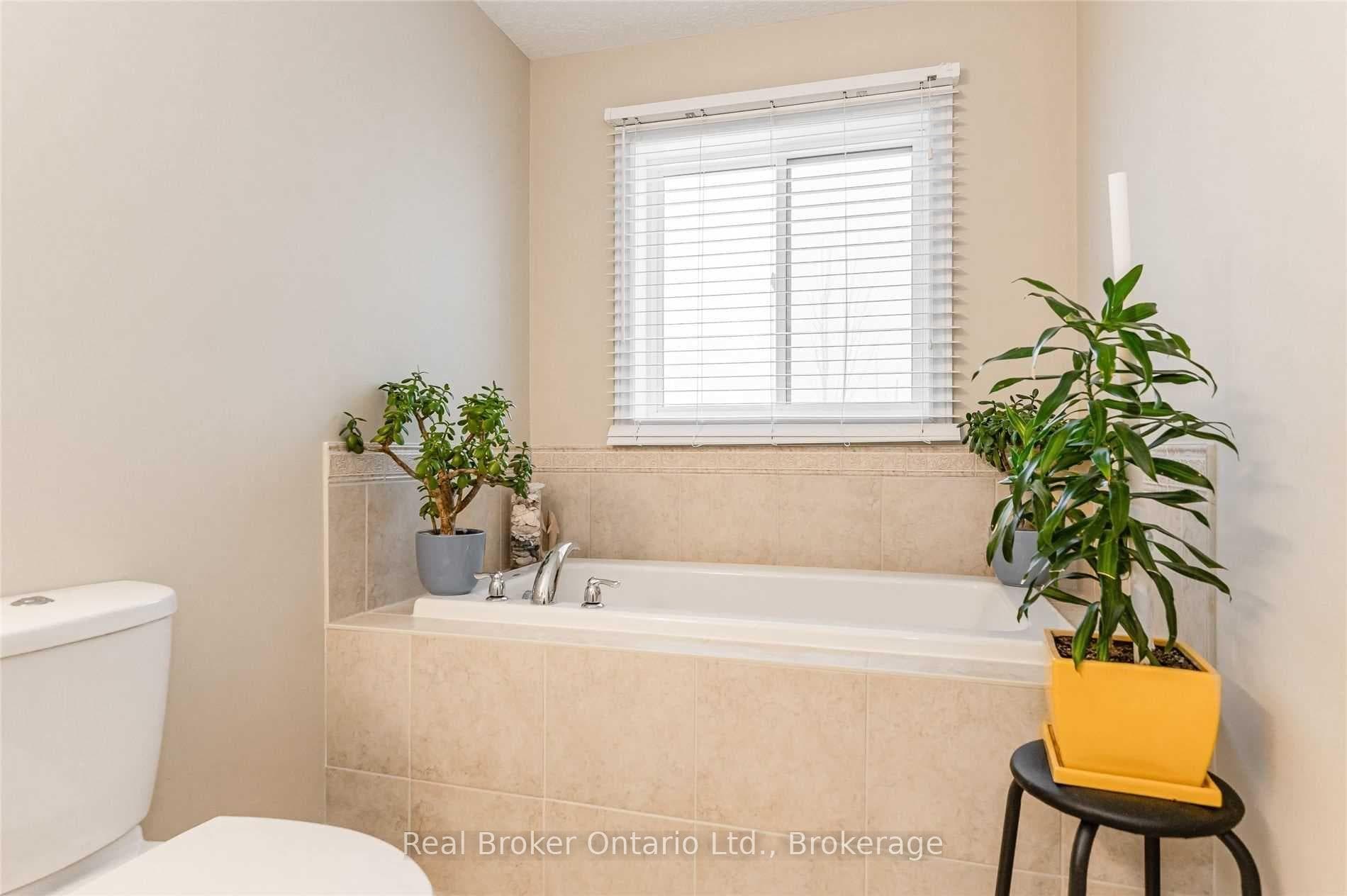 72 Mussen Street photo 22