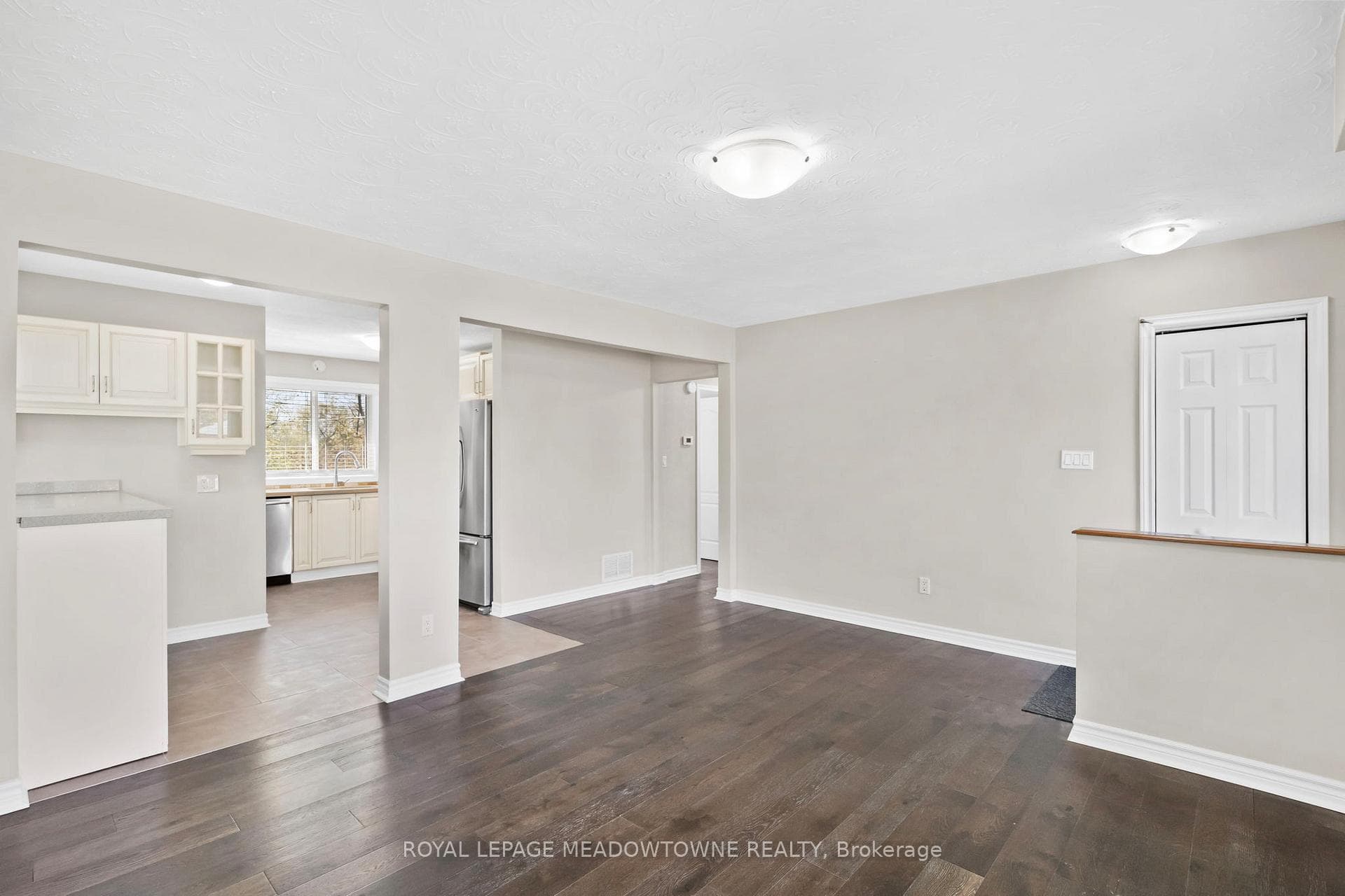 176 Longfield Road Unit Upper photo 6