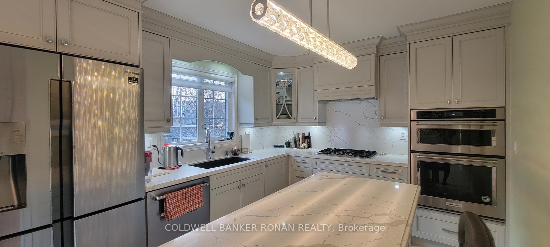 398 Marble Place photo 12