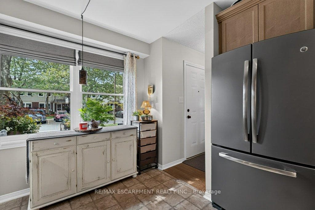55 Kerman Avenue Unit 55 photo 14