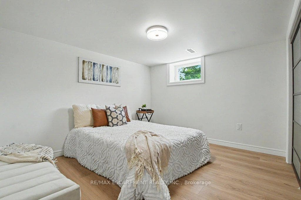72 Mountain Park Avenue photo 28