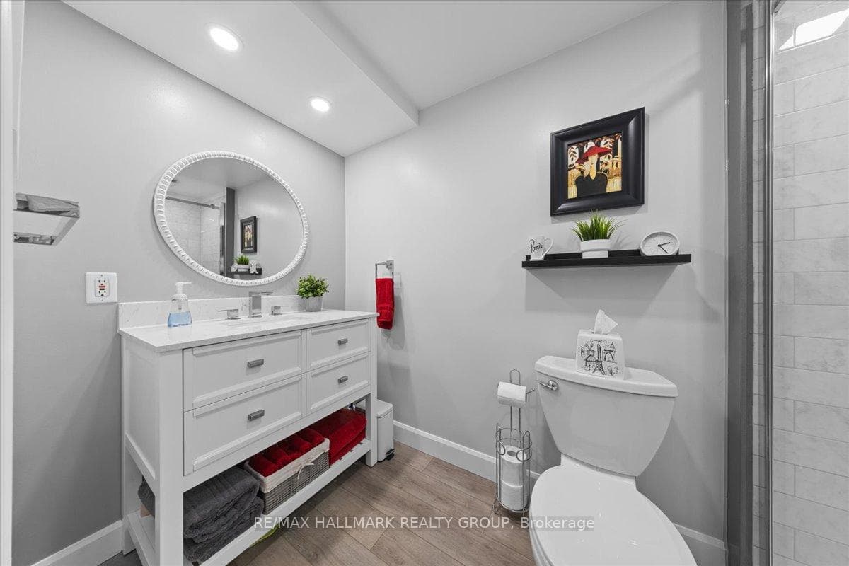 515 Clothier Street photo 33