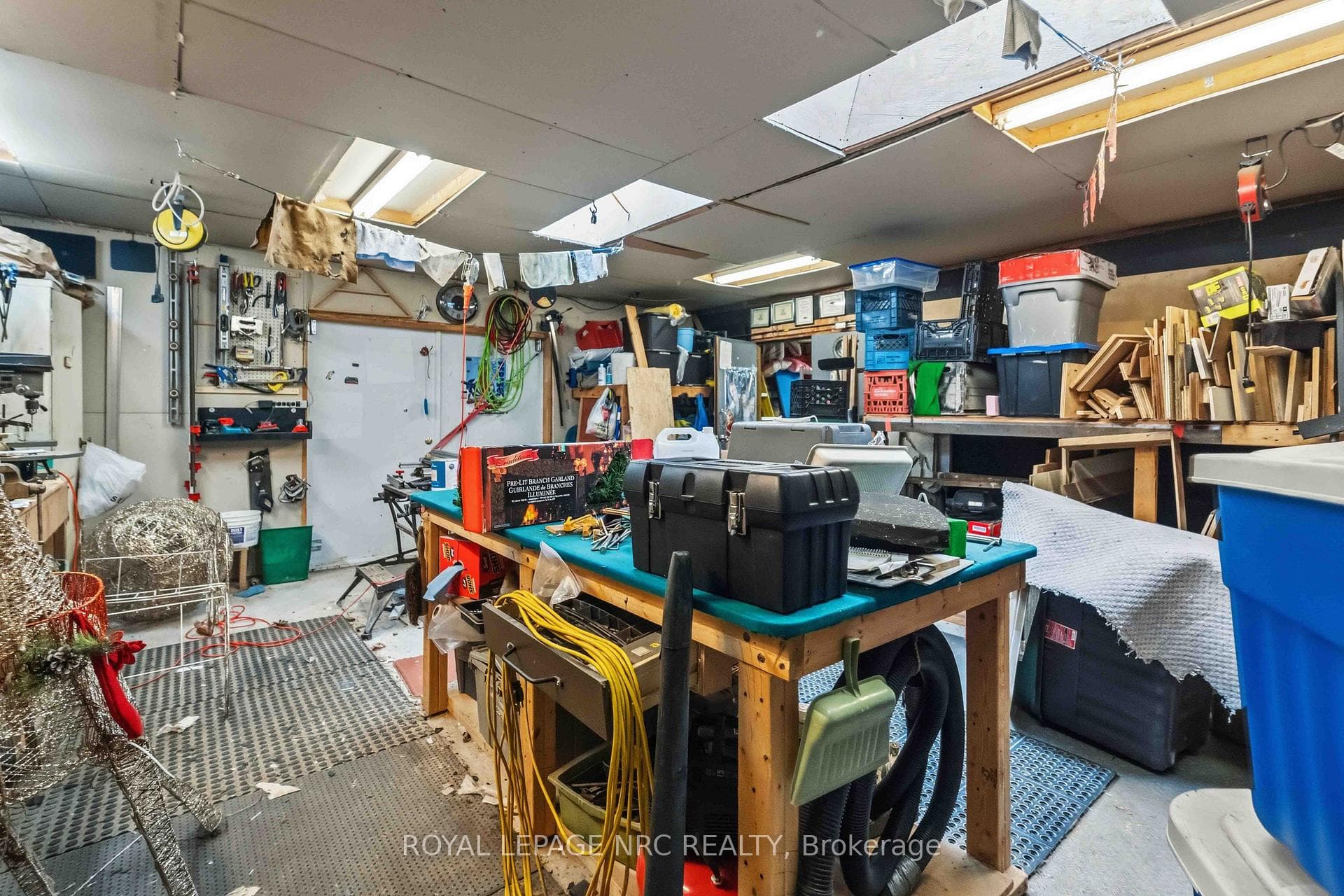 133 Lakeshore Road photo 35