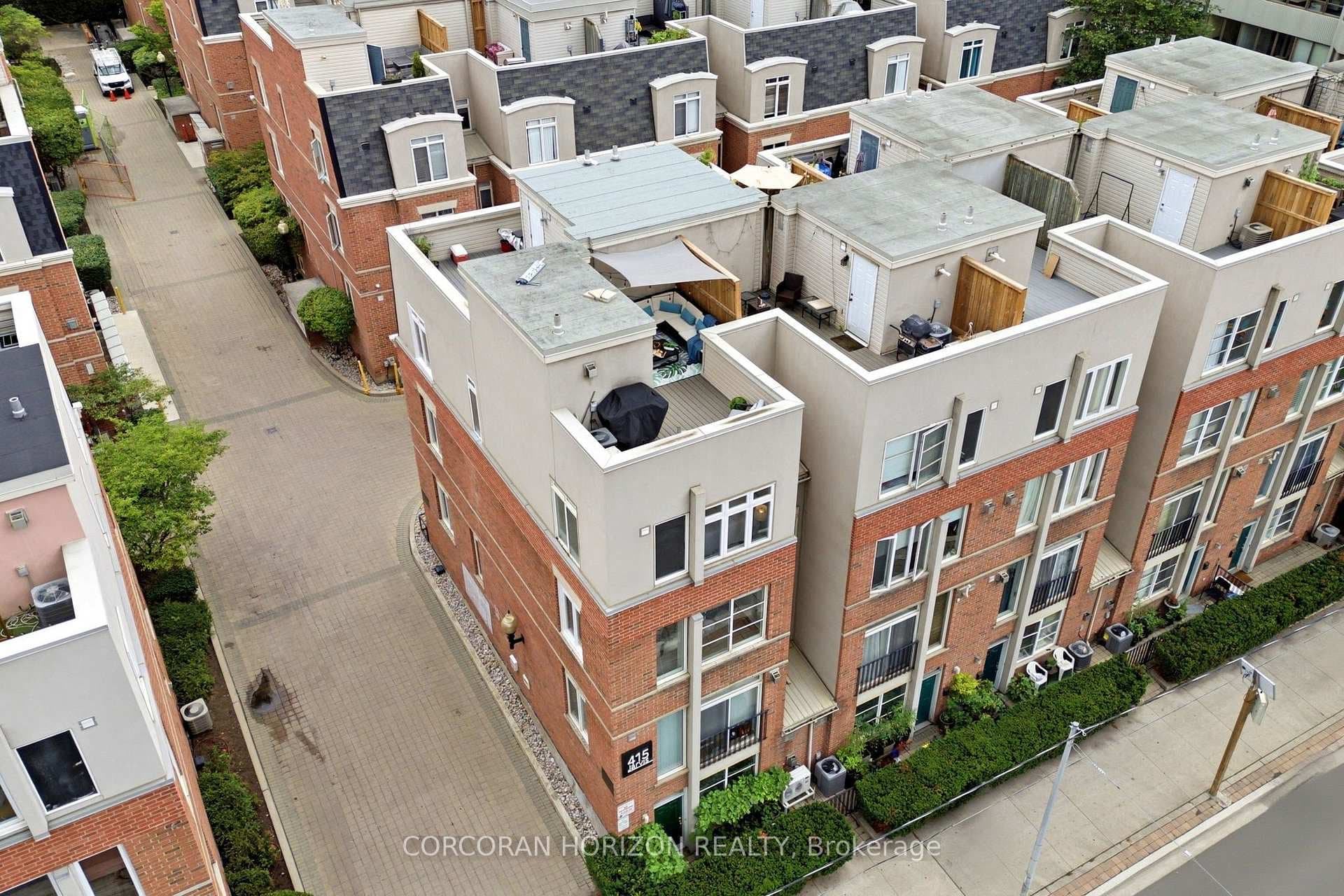 415 Jarvis Street Unit 301 photo 32