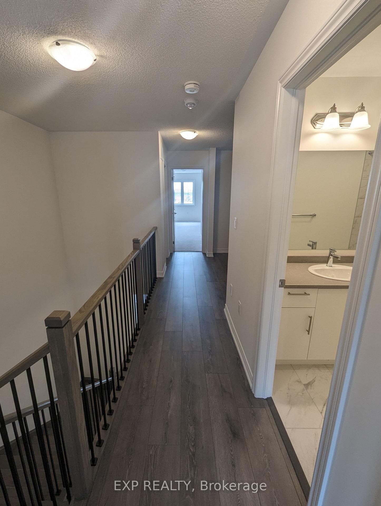 150 Greer Street photo 14