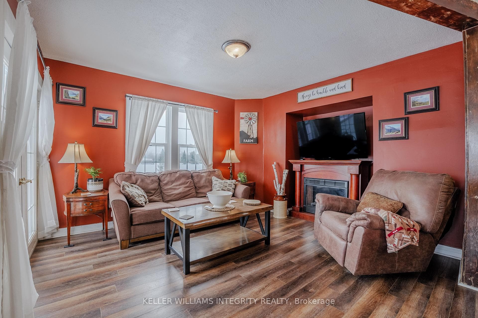 15161 Cooper Road photo 16
