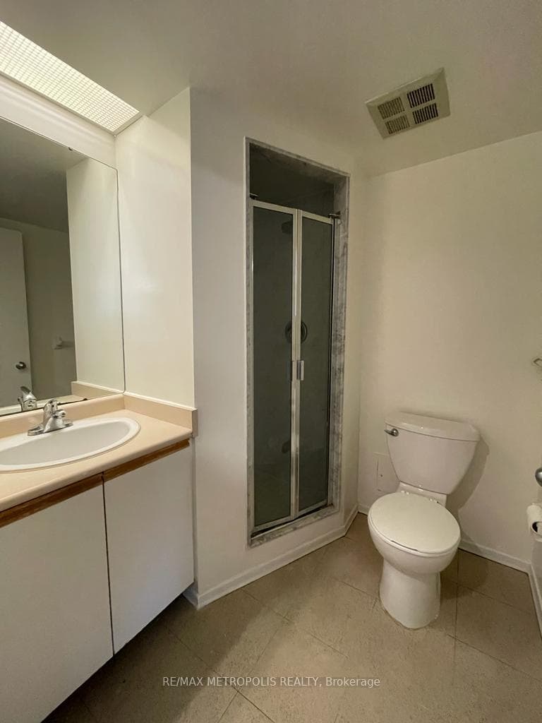 2460 Eglinton Avenue Unit 1412 photo 9
