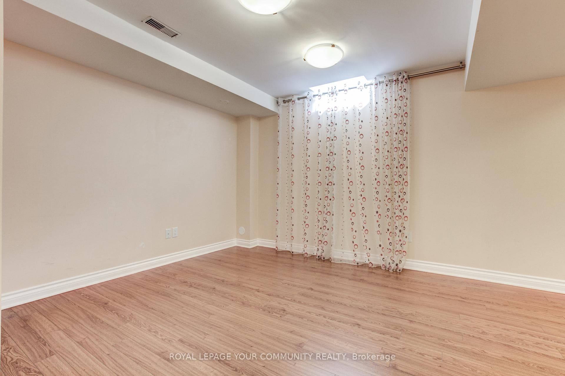 26 Yarden Drive photo 32