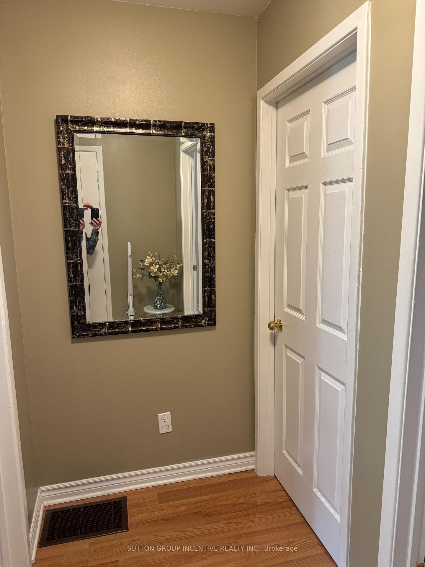 Upstairs Hall to Bed
