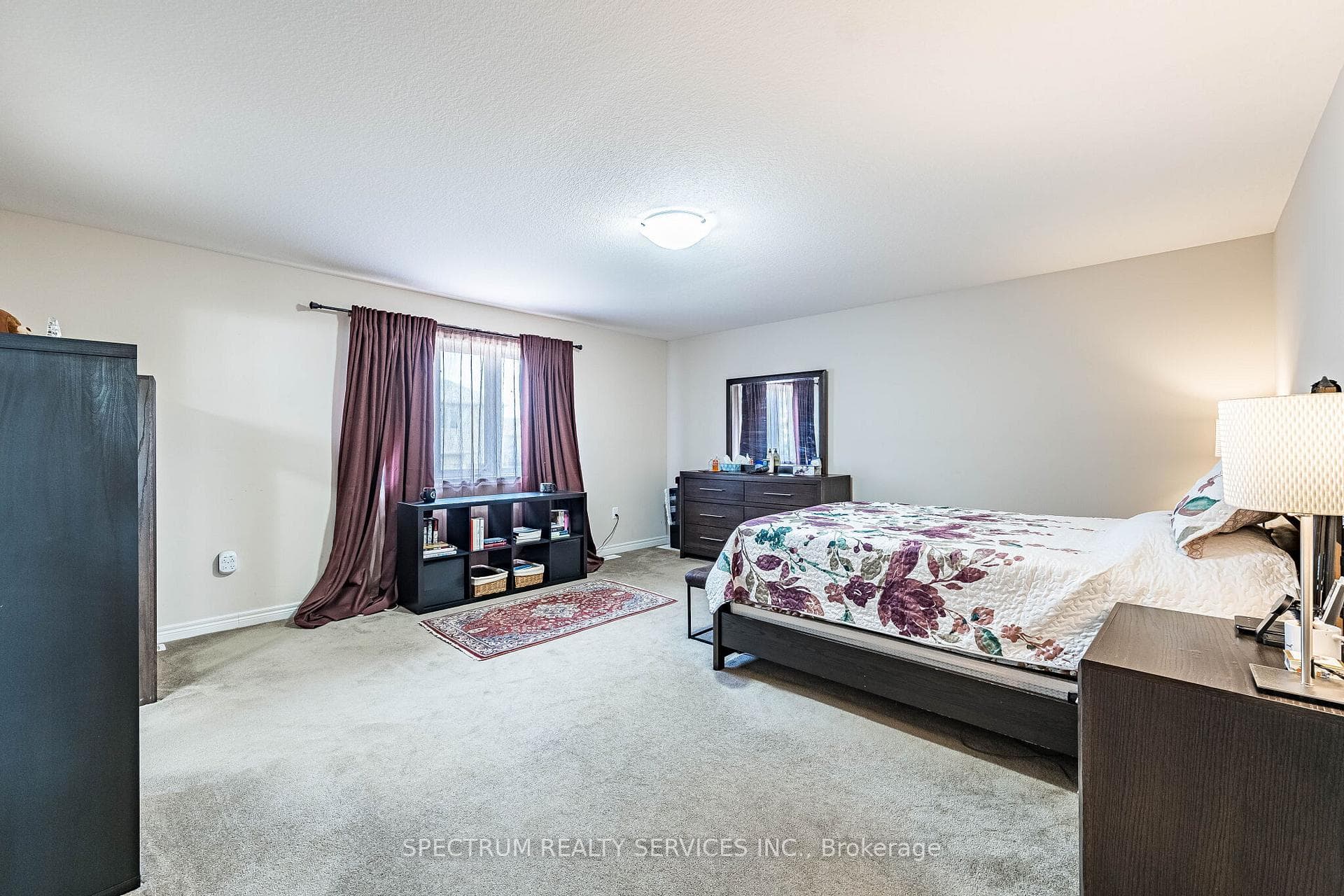 1529 Upper Sherman Avenue photo 28