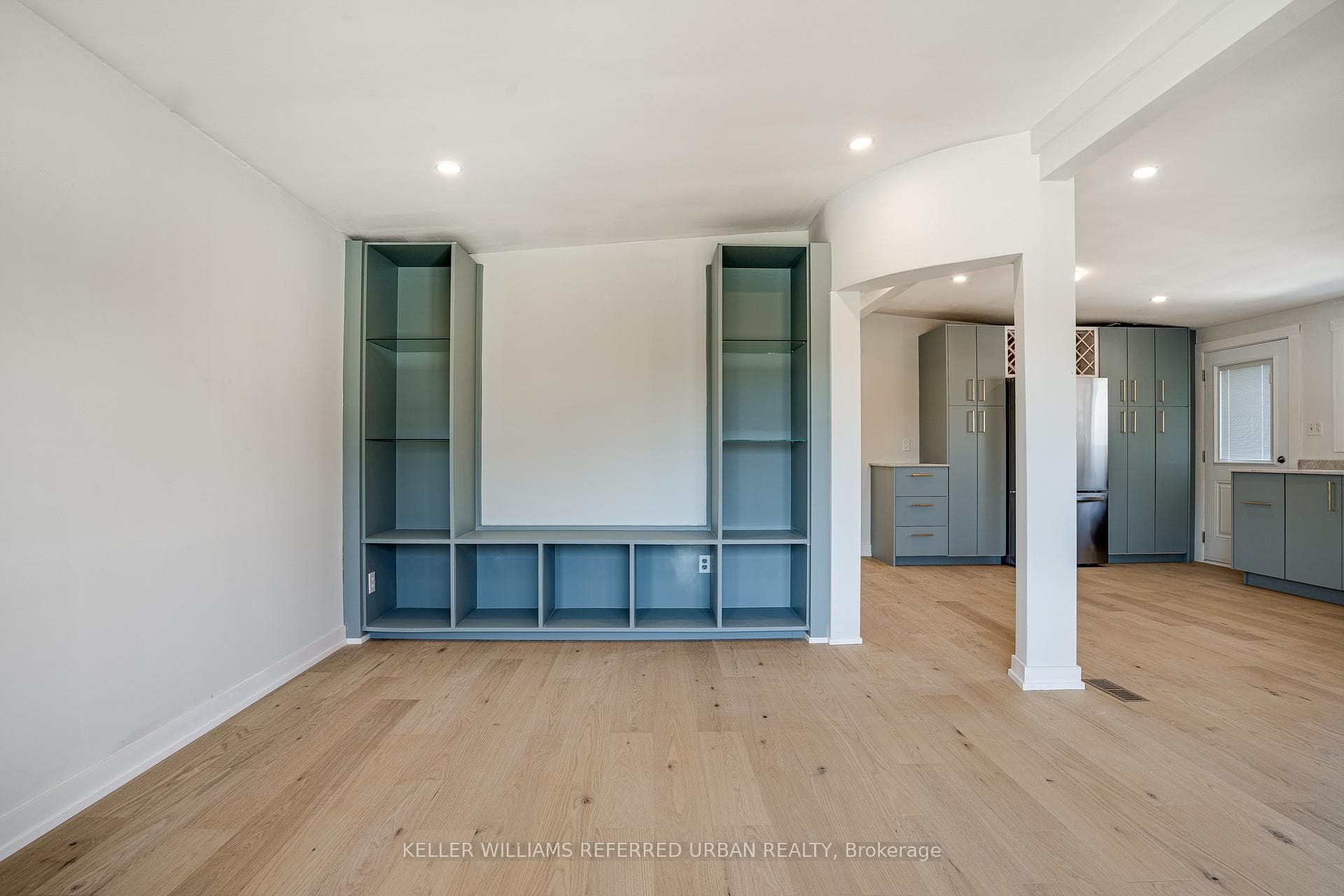 60 Fielding Crescent photo 17