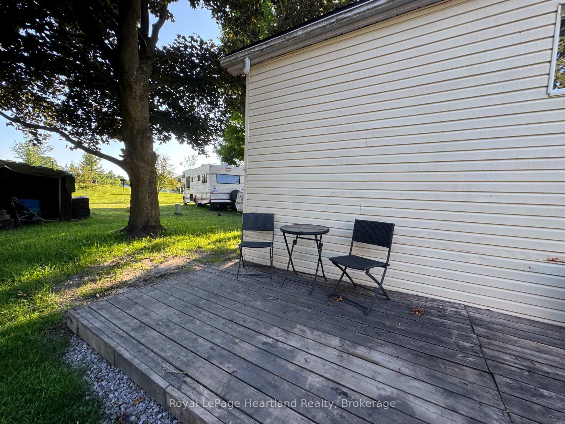 4 Trailer Park Road photo 14