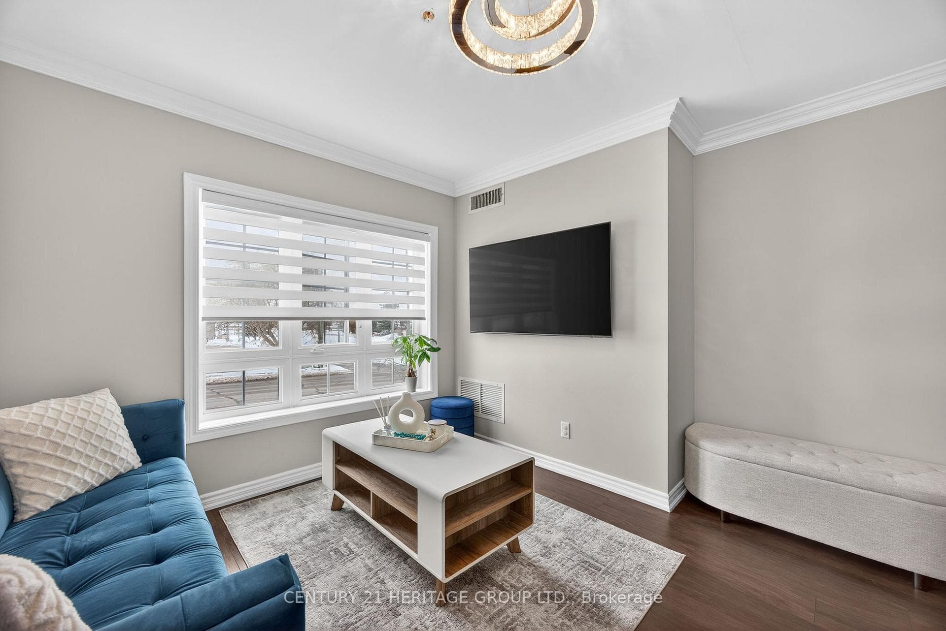 112 Simcoe Road Unit 214 photo 16