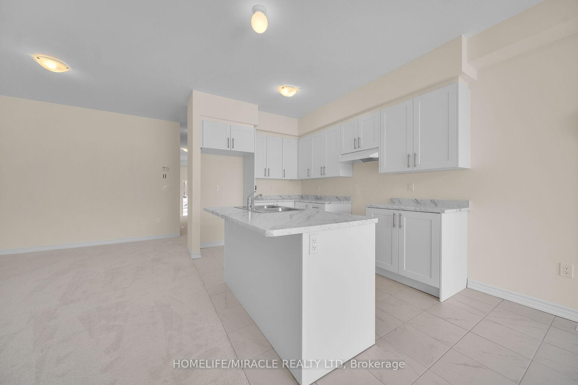 33 Raines Road photo 10