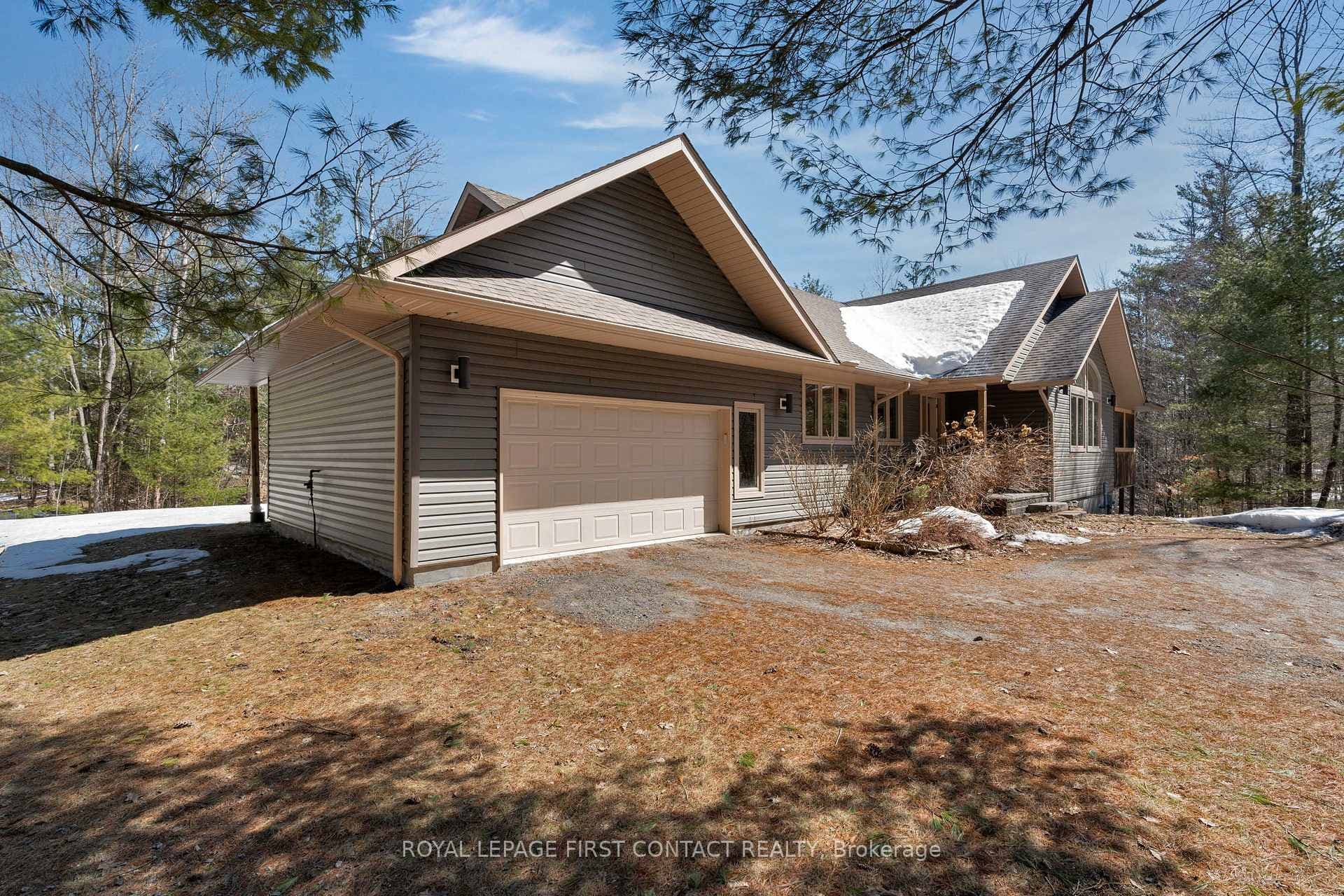 2999 Pinecone Trail photo 2