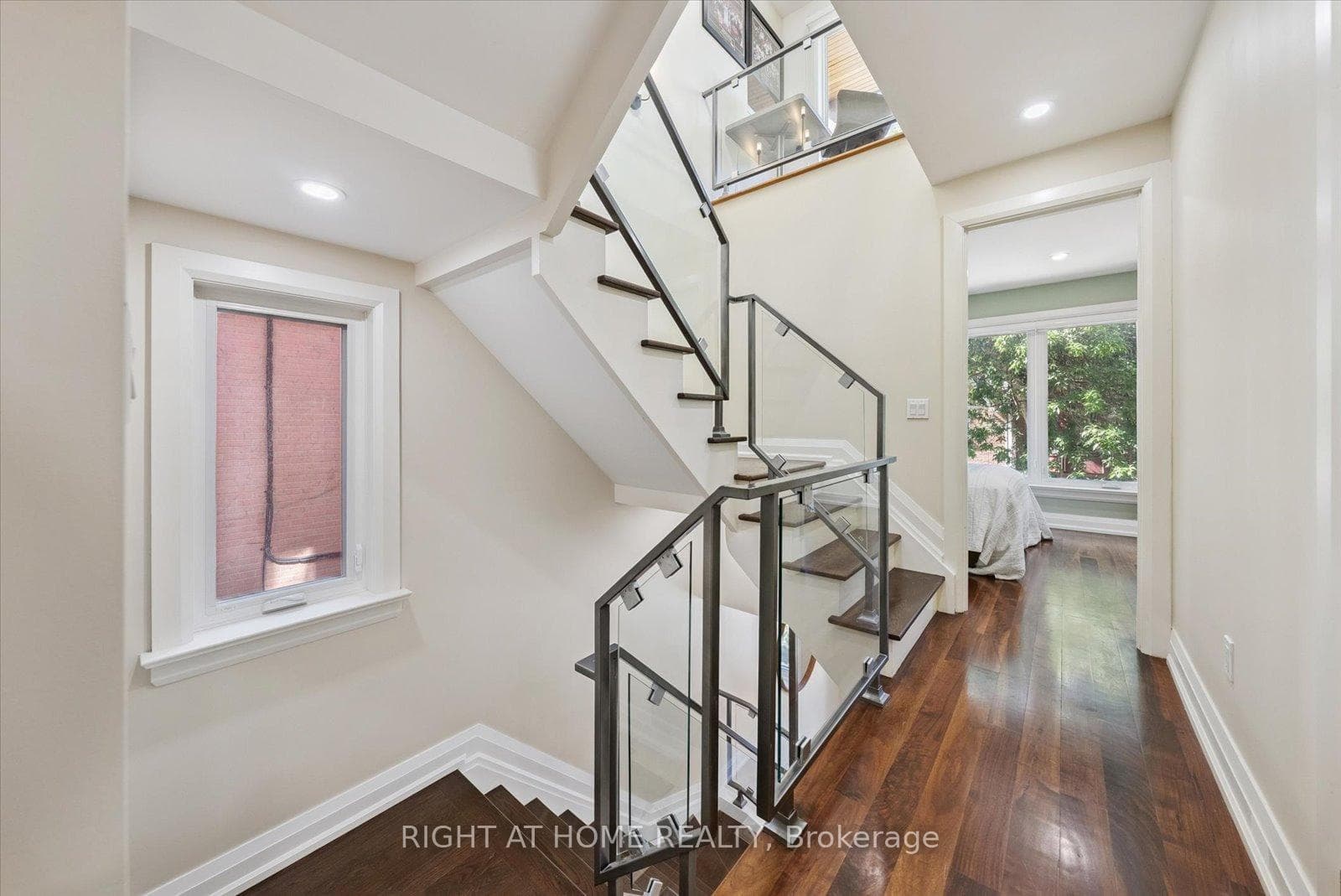 265 Ontario Street photo 18