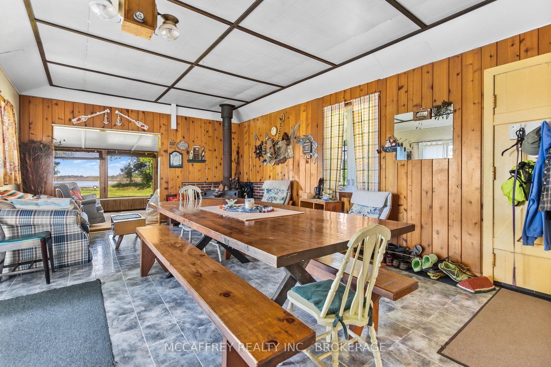 1280 GALT Street photo 6