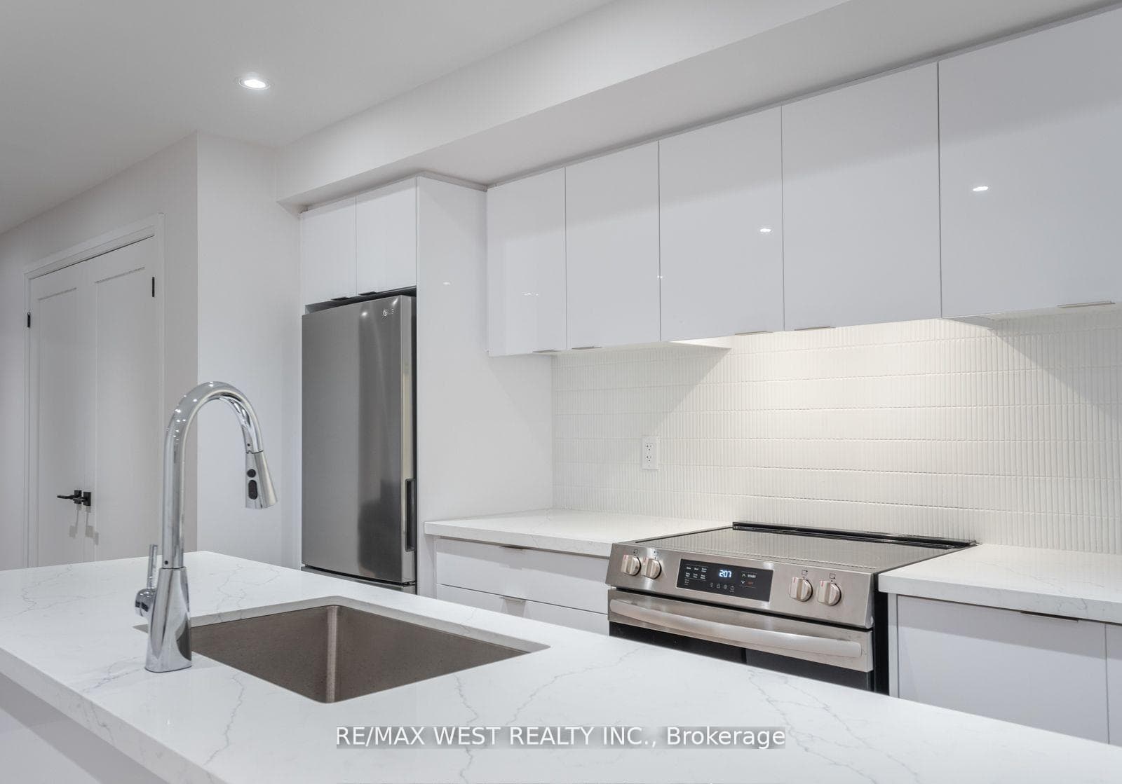 64 Gwynne Avenue photo 39