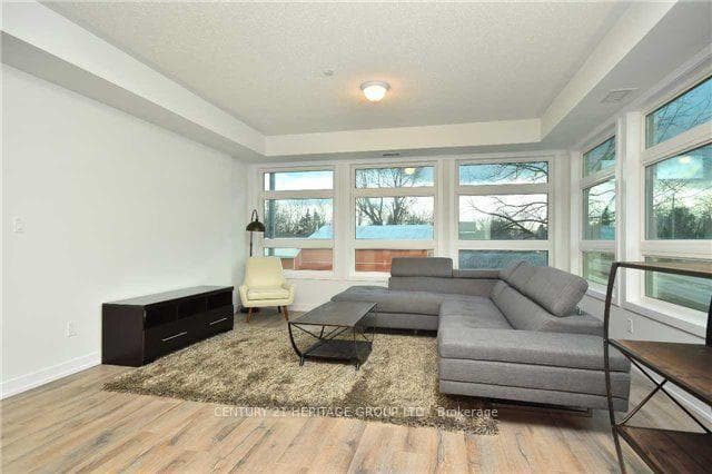 69 Boyne Street Unit 212 photo 4