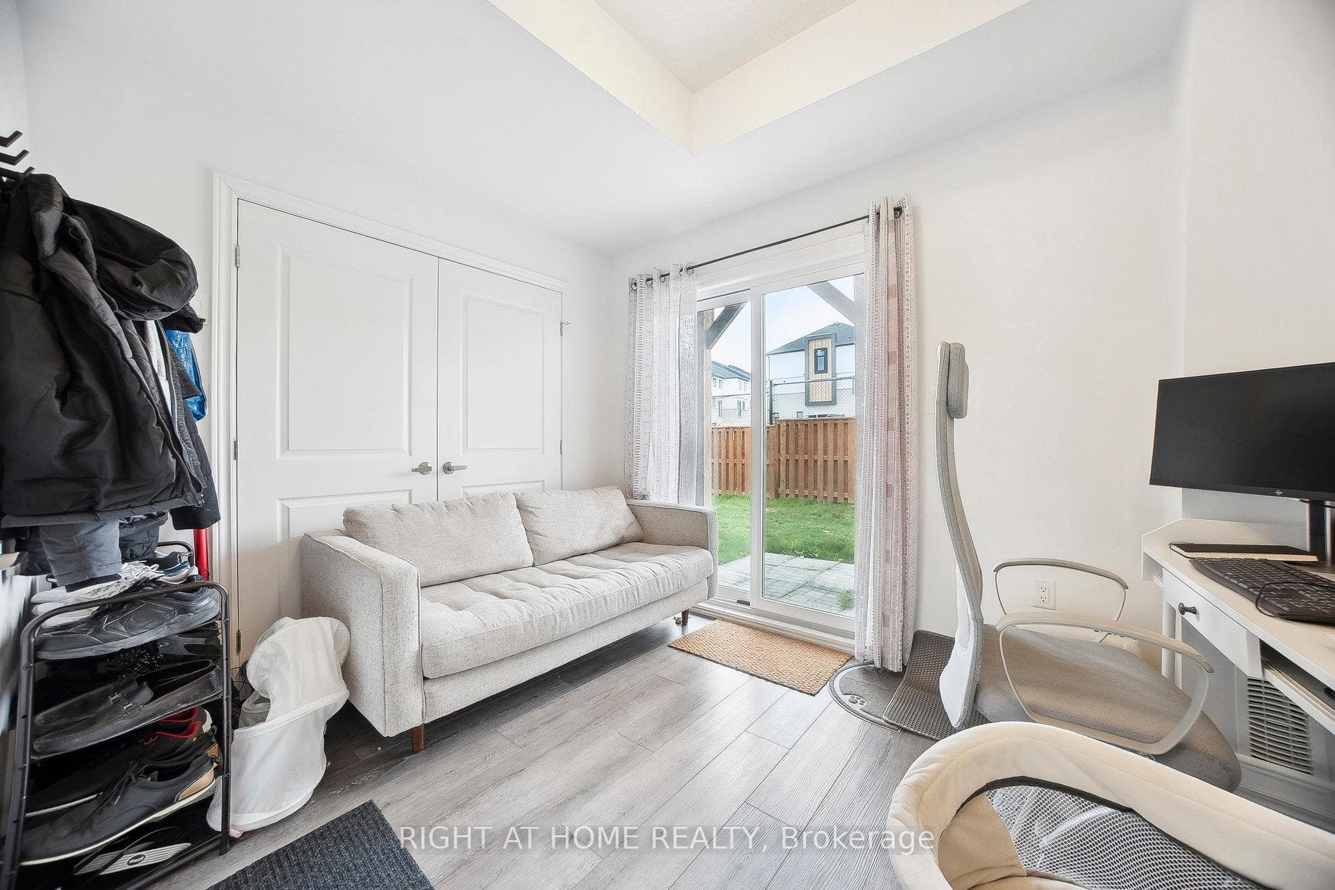 5000 CONNOR Drive Unit 38 photo 12