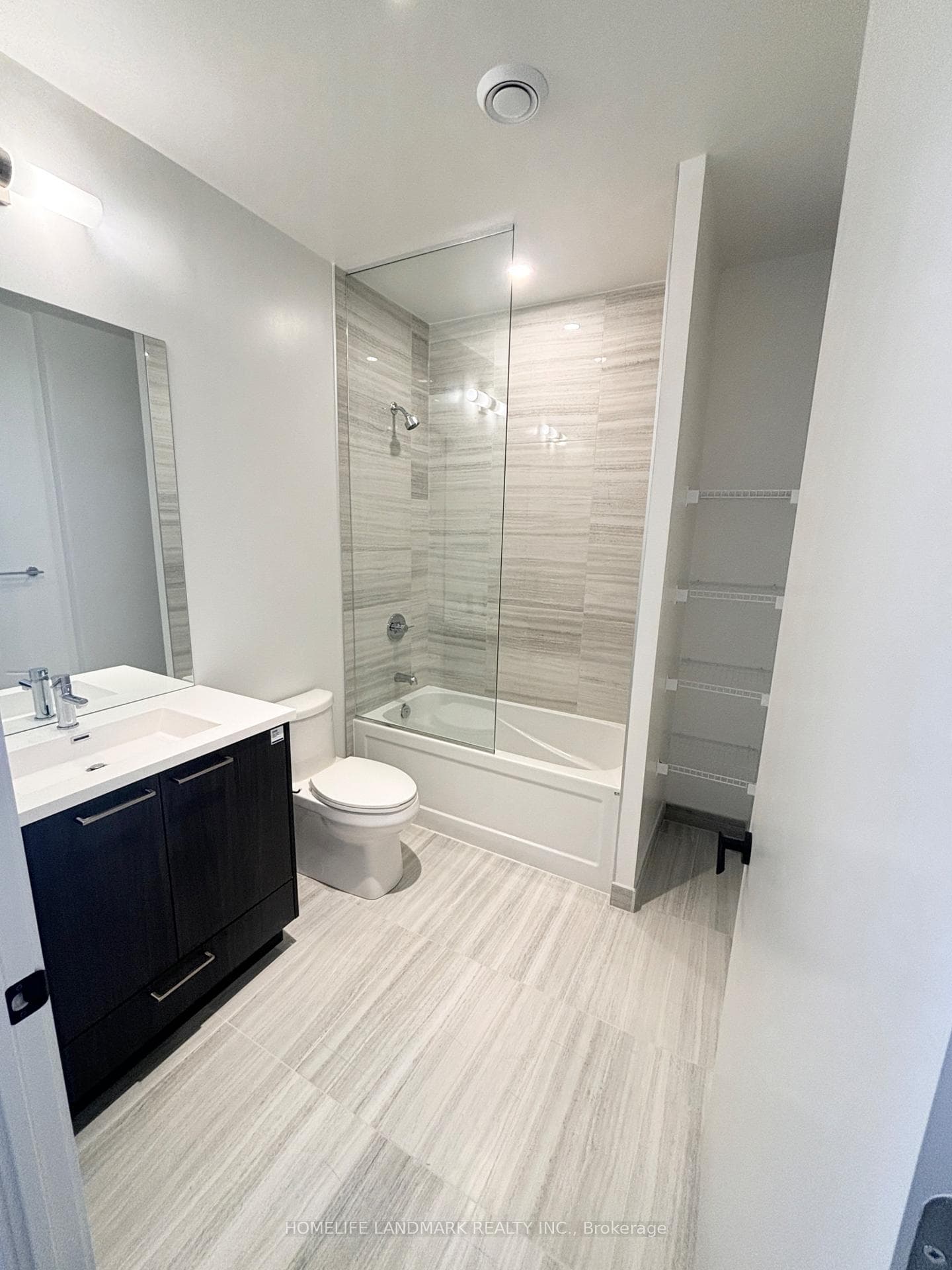 195 Commerce Street Unit 2111 photo 12