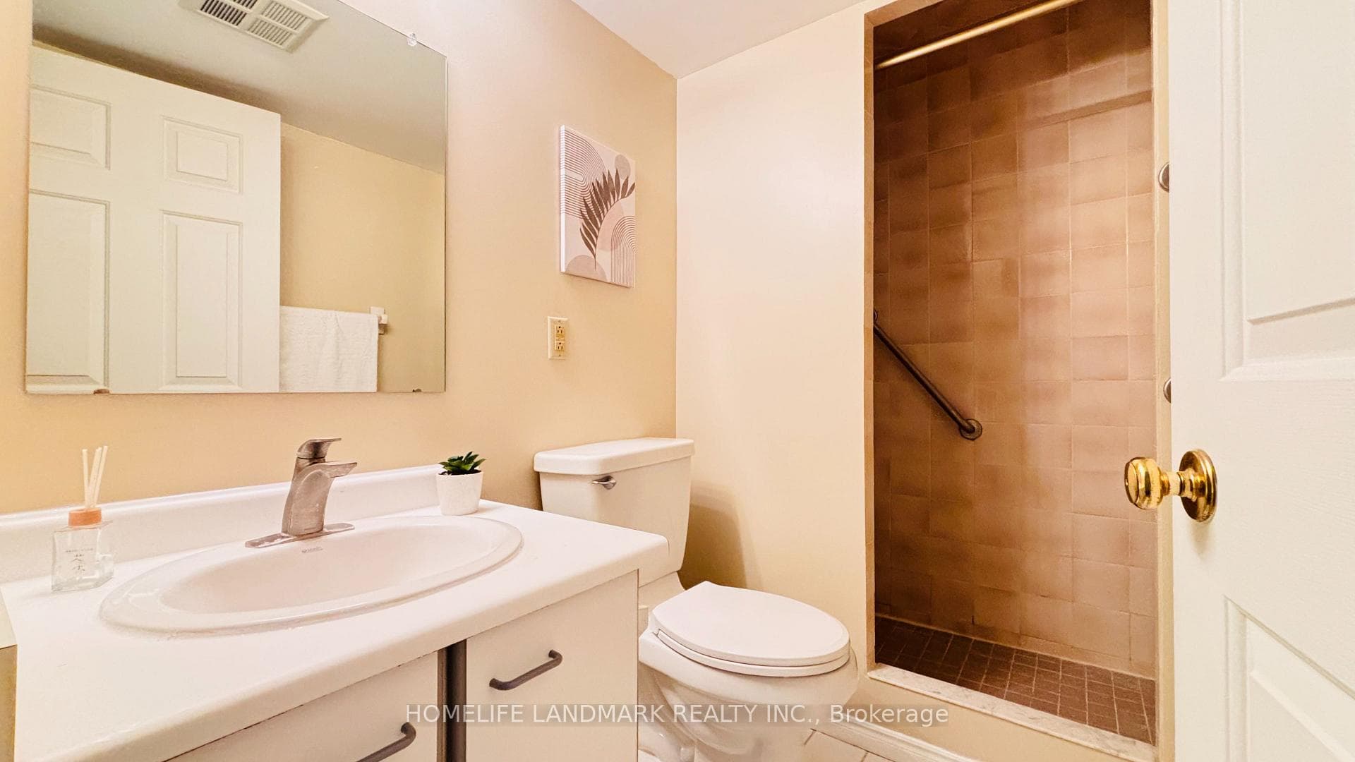 300 KEATS Way Unit 207 photo 19