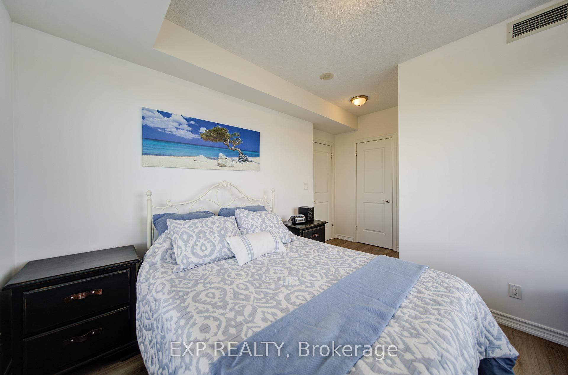 133 Wynford Drive Unit 808 photo 29