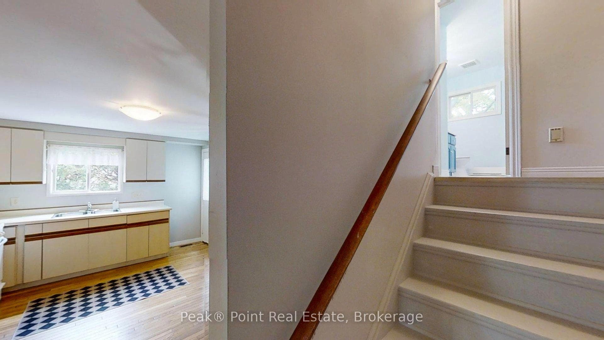 2105 8th Avenue photo 34