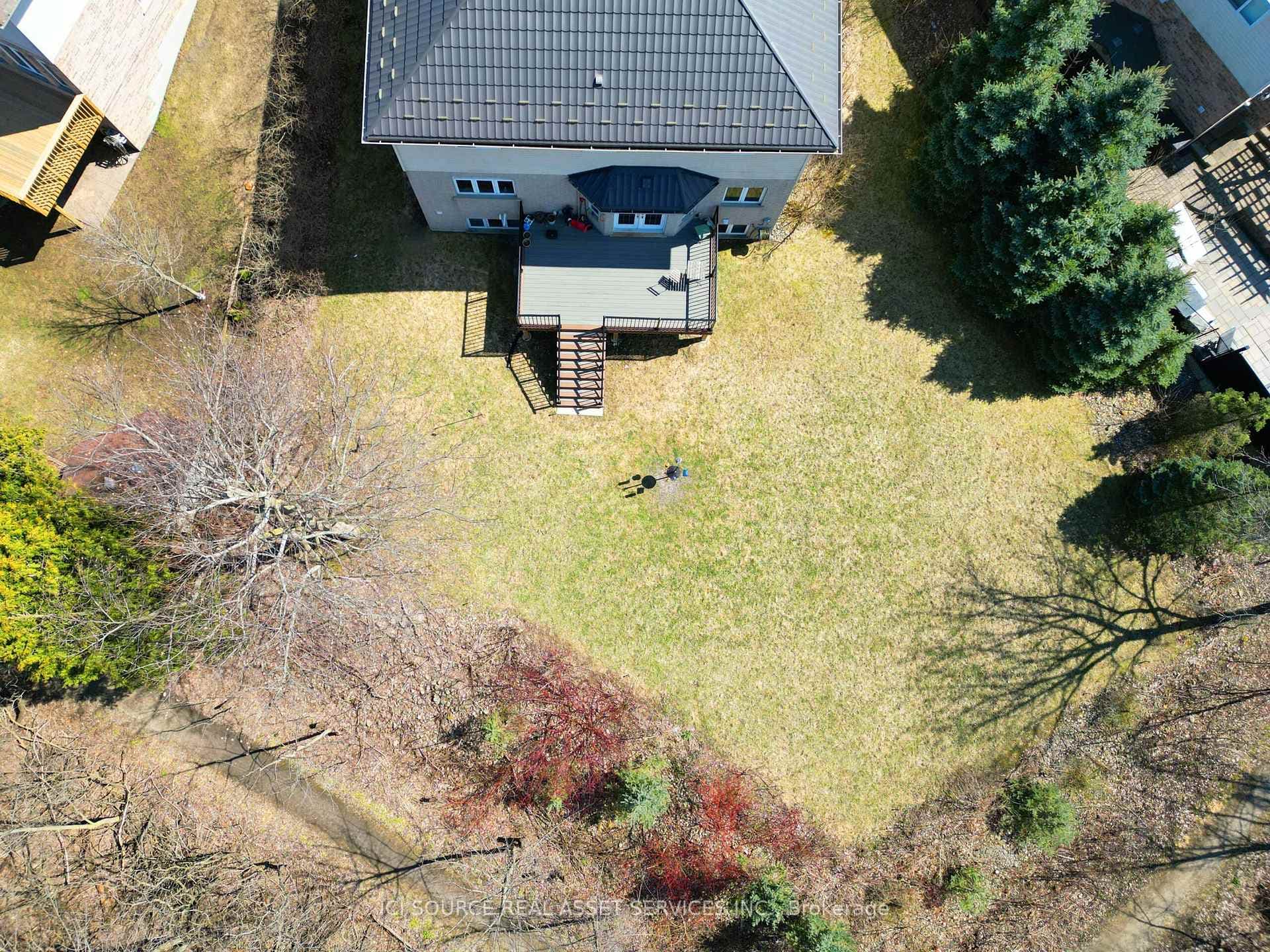 808 Grey Alder Court photo 9