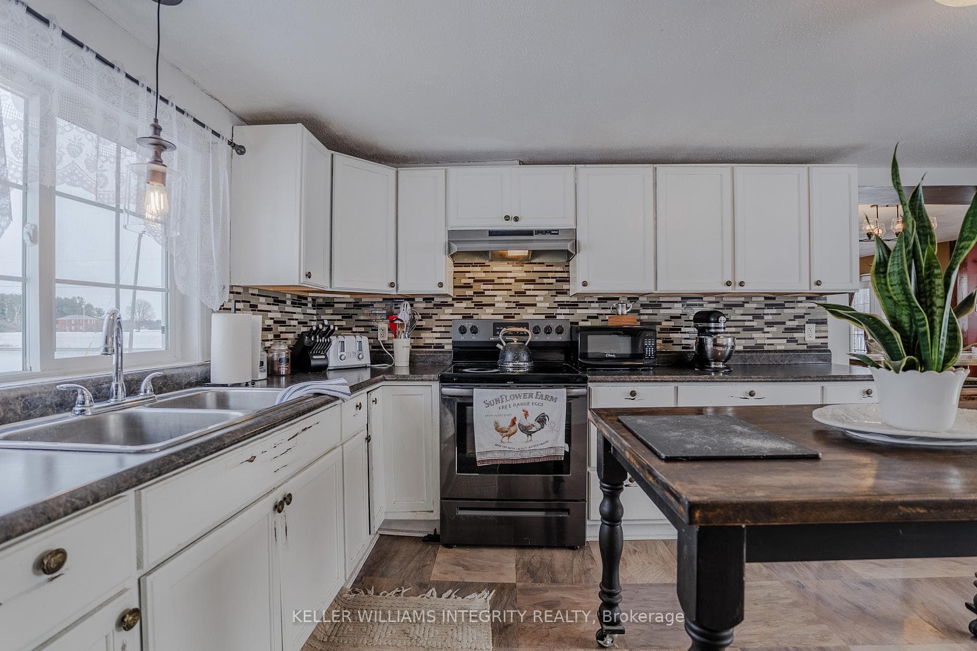 15161 Cooper Road photo 9