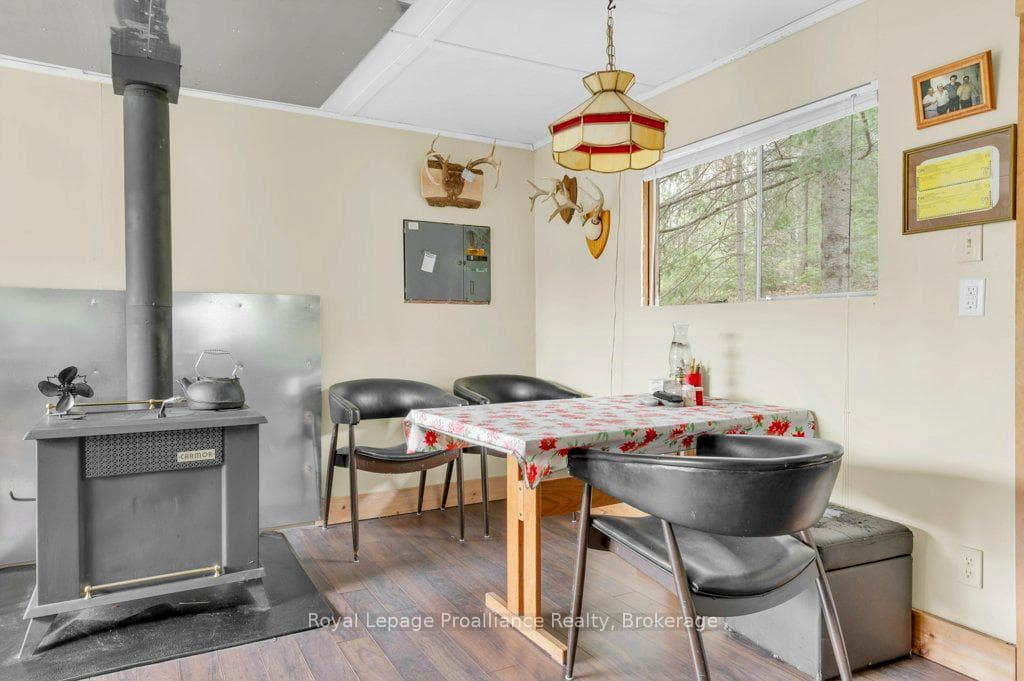 2611 River Road photo 11