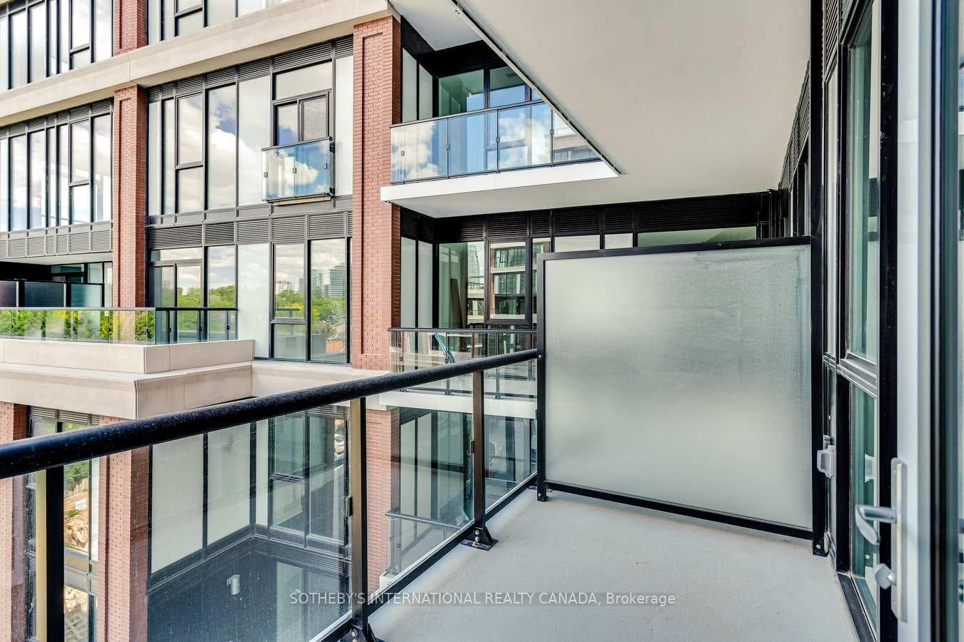 1 Belsize Drive Unit 405 photo 12