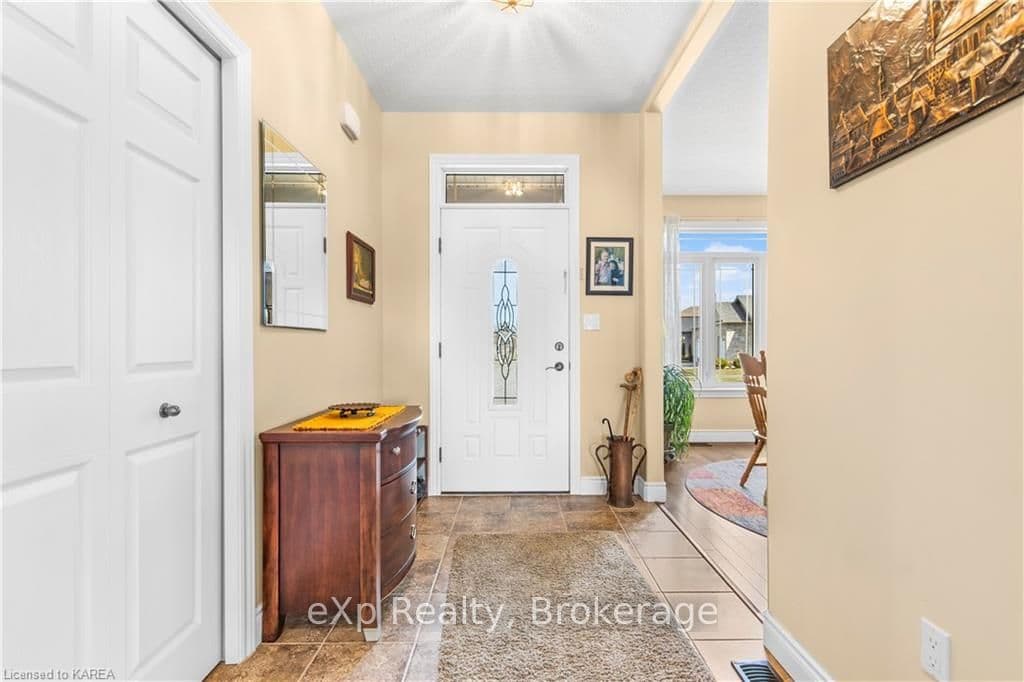 31 CREIGHTON DRIVE N/A photo 2