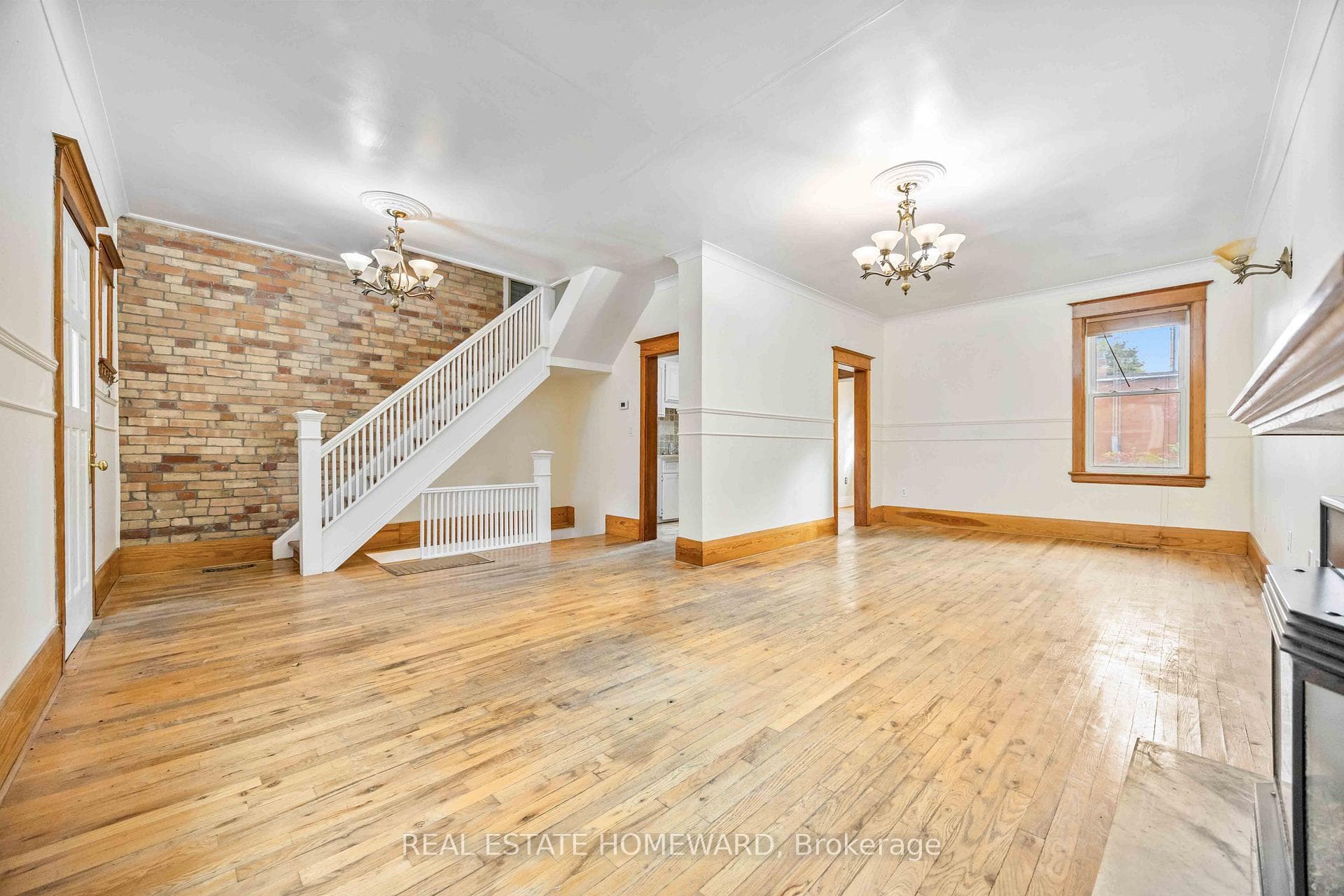 57 Marion Street photo 8