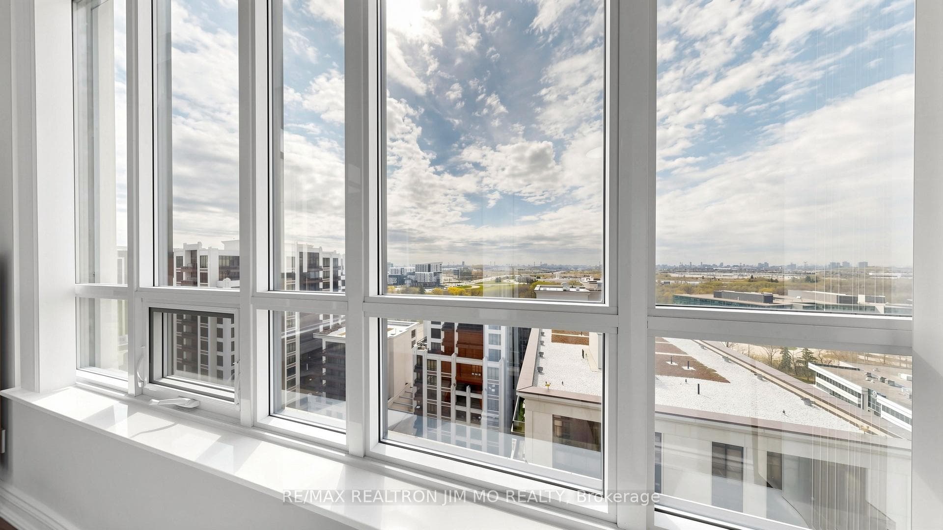 89 South Town Centre Boulevard Unit Ph 1802 photo 30