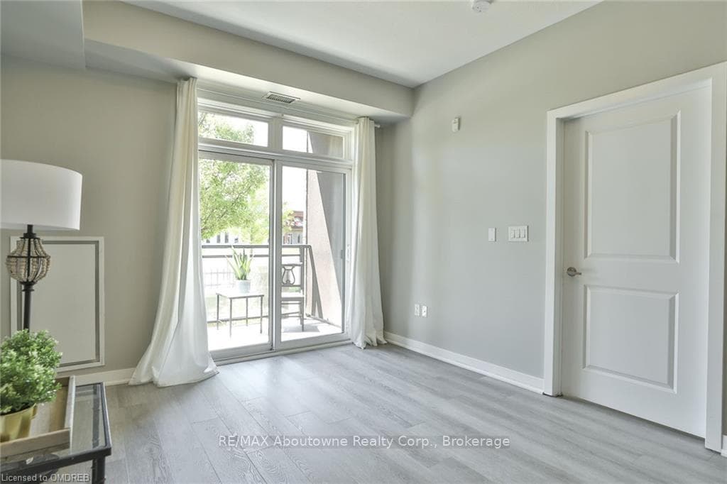 5020 CORPORATE Drive Unit 110 photo 20