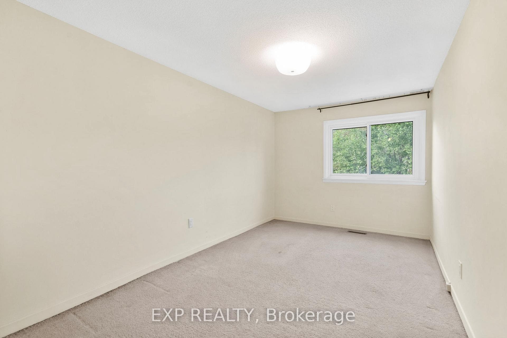 108 Flaming Rose Way photo 19