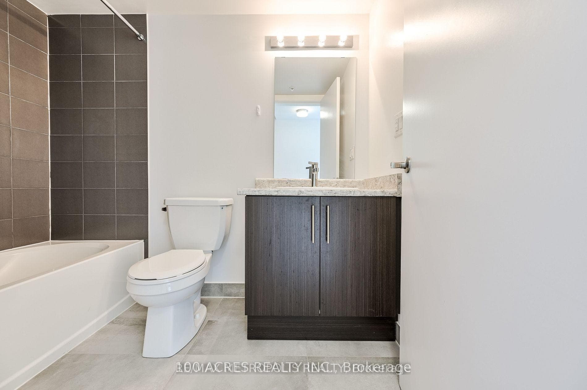 3488 Widdicombe Way Unit 8 photo 31