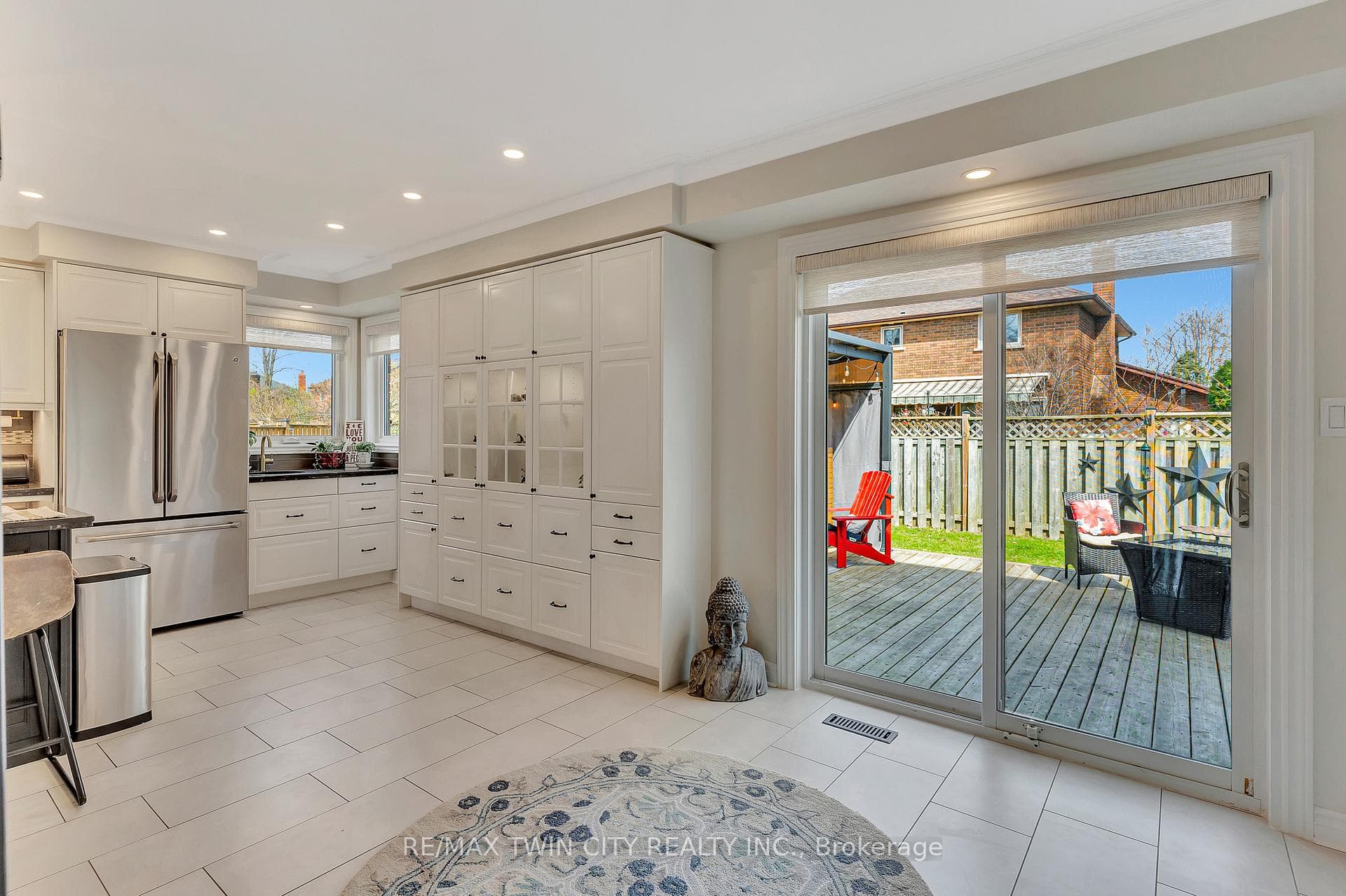 14 McCrimmon Court photo 12